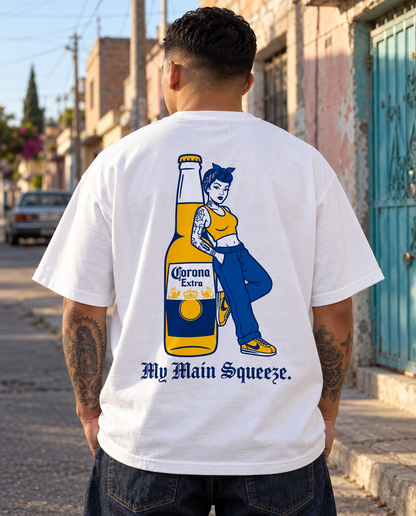 Playera Oversize "My Main Squeeze" Blanca – M82 [RESTOCK DROP 00]